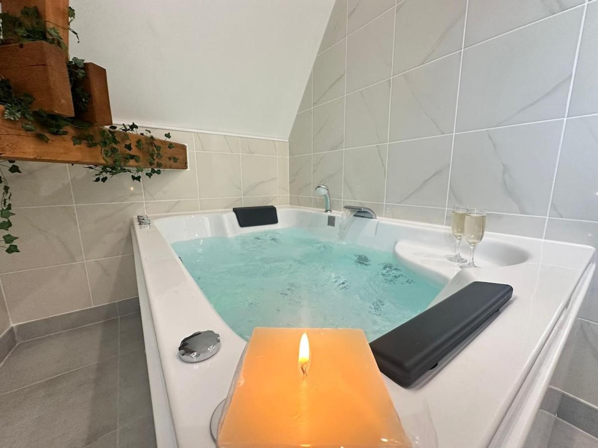 S Bayleved'Air Duplex Vue Chateau, Balneo Et Sauna Sedan Eksteriør bilde